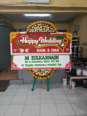 Papan Bunga di Neo Soho